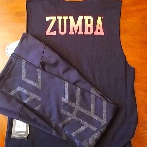 Zumba Outfit (T-shirt & Leggings) 2 piece Lot - Picture 4 of 7